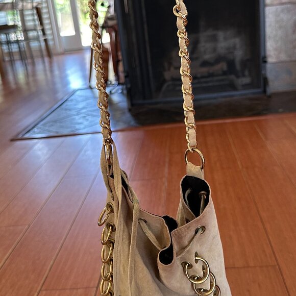 Vintage One of a Kind Made in USA Leather Chain Bucket Bag w/ Rings Grommets - Picture 17 of 17